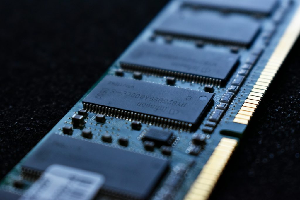Makroaufnahme eines Computer-RAMs